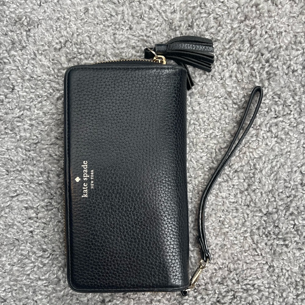 Black Kate Spade Wristlet Wallet